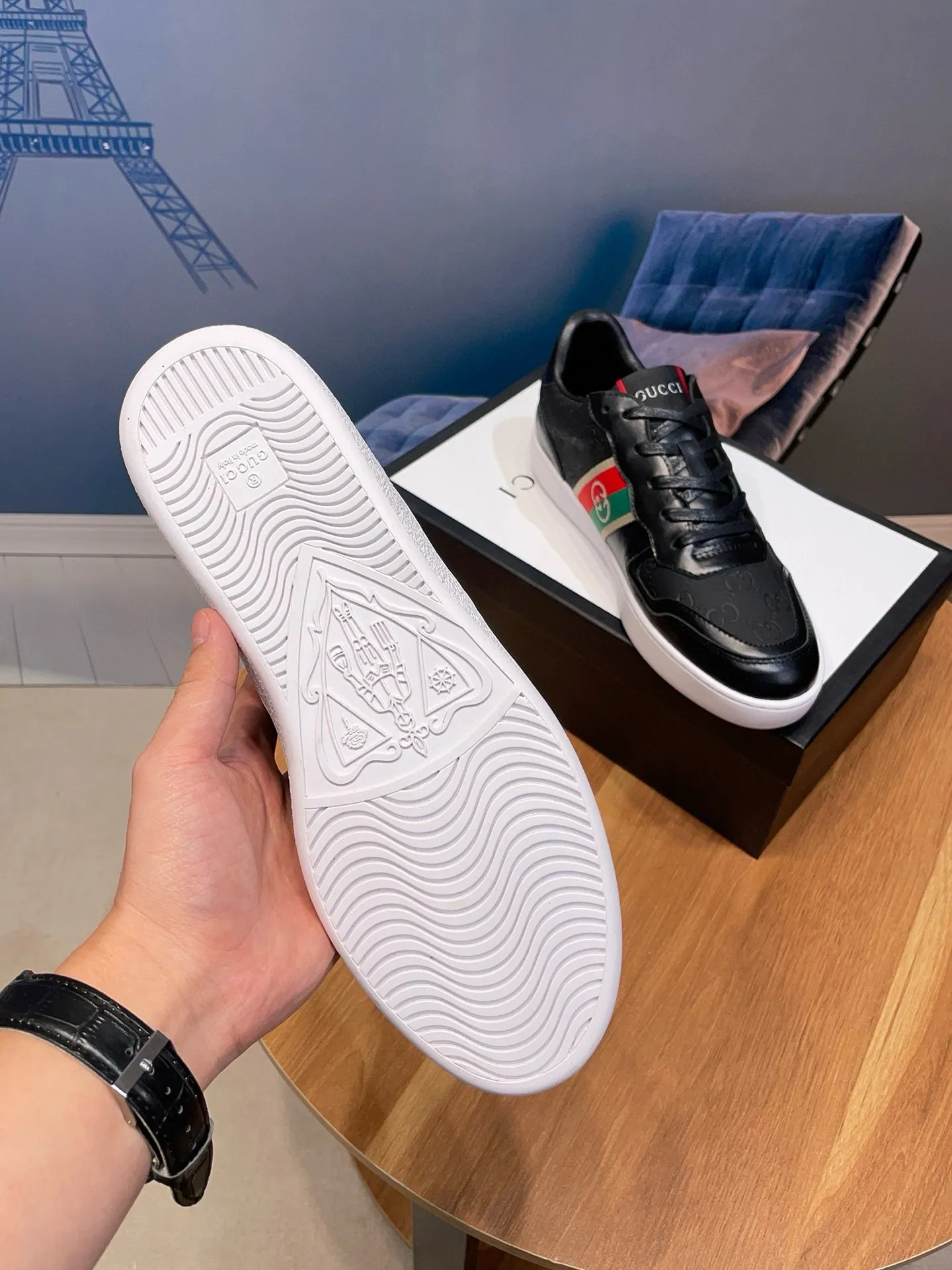 Men's clothing and shoes: 380💰New styles are here again! [Gucci Sports Men's Shoes] Gucci fashionable casual men's shoes🇨🇳Original 1:1 mold, new model debuts first💯Not high-profile but avant-garde, simple, low-key and fashionable, super versatile style🌿Made of original cowhide➕Sheepskin lining🎋The version is comfortable on the feet, first-class workmanship🍍Number: 38-44, customized 45